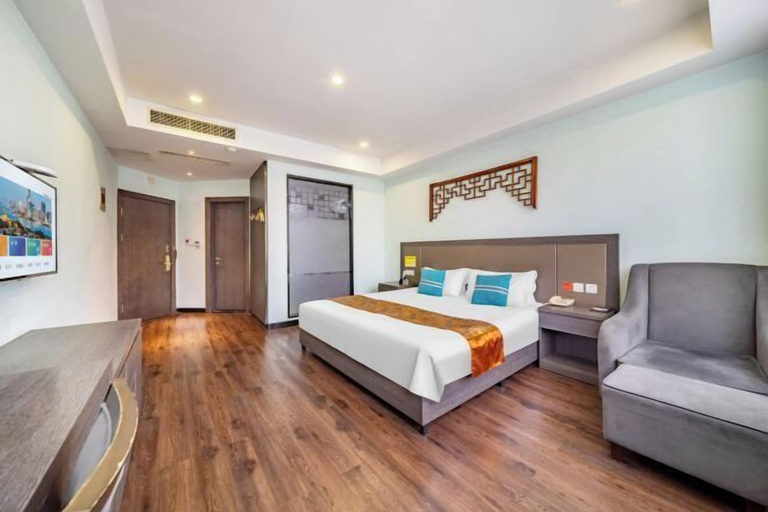 Bedroom 9