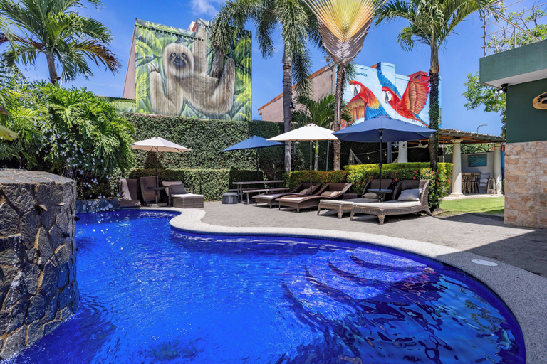 Sport & Beauty 2, Jaco Sol Quad Plex, Garabito