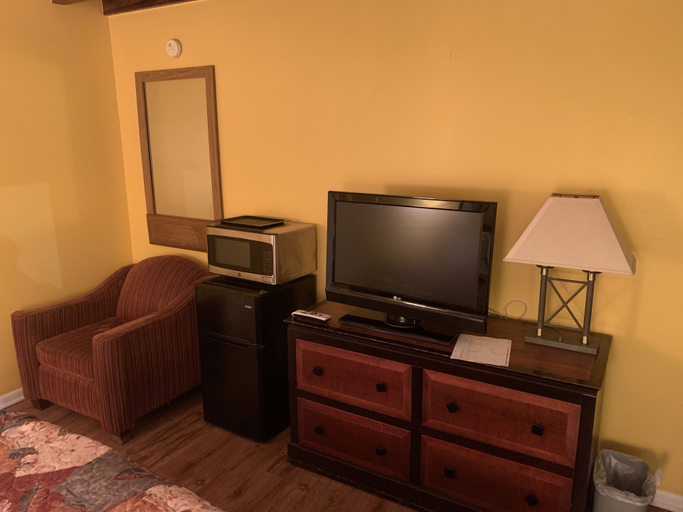 Others 5, Travelers Inn, Lowndes