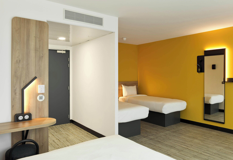 Bedroom 4, B&B HOTEL Cergy Saint-Christophe Gare, Val-d'Oise