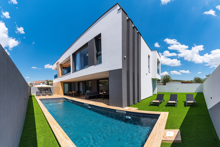 Pool 2, Luxury Villa With Private Indoor and Outdoor Pool, Sveti Filip i Jakov