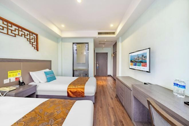 Bedroom 13