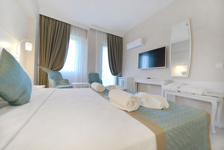 Bedroom 2, Adempira Termal & Spa Hotel, Akköy