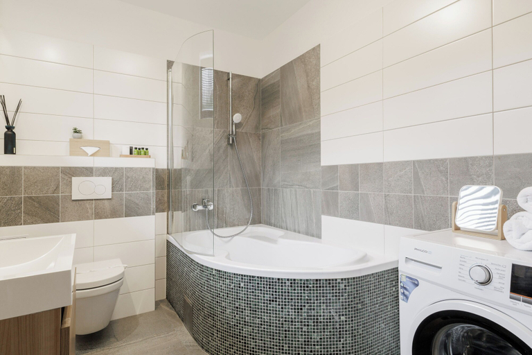 Bathroom 4, River Apartments, Mladá Boleslav