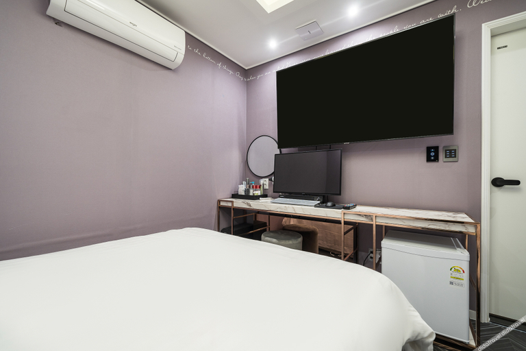 Bedroom 4, Jamsil Money, Songpa