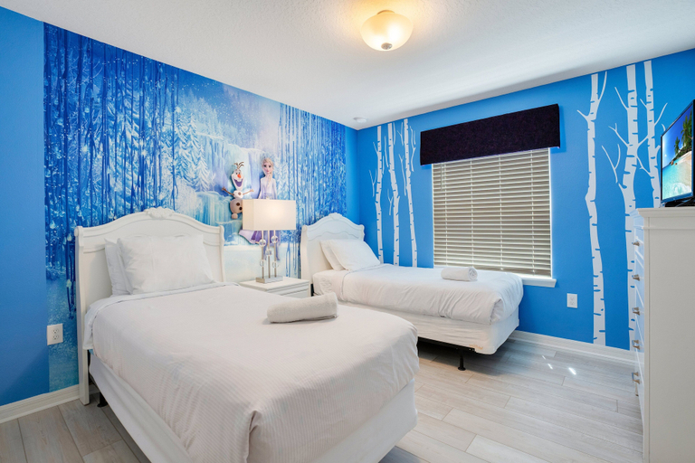 Bedroom 3, Windsor Island Let's Make Sunny Memories 2316, Polk