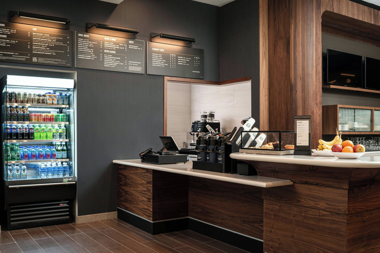 Food & Drinks 5, Courtyard by Marriott Cleveland TN, Bradley