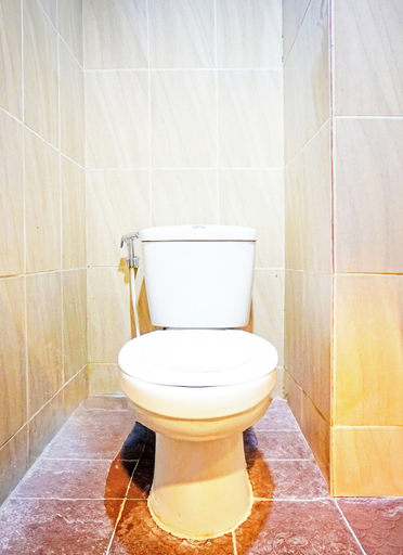 Bathroom 3, Hotel O Mandala Near Universitas Negeri Medan ( UNIMED ), Medan