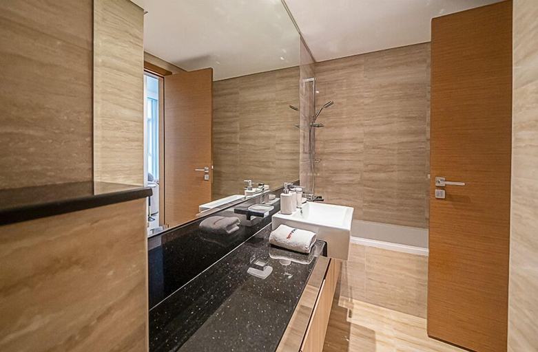 Bathroom 3, Cozy Luxury 1BR Apt in Business Bay, Dubai