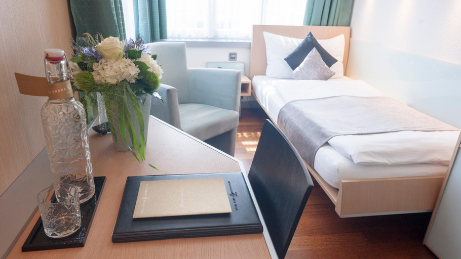 Bedroom 17