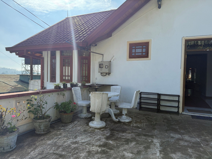 Exterior & Views 2, Oviya Guest, Nuwara Eliya
