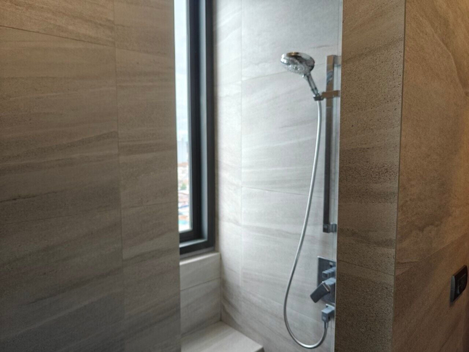 Bathroom 6