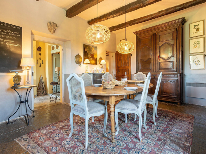 Dining 2, Beautiful Holiday Home With Private Pool, Ardèche