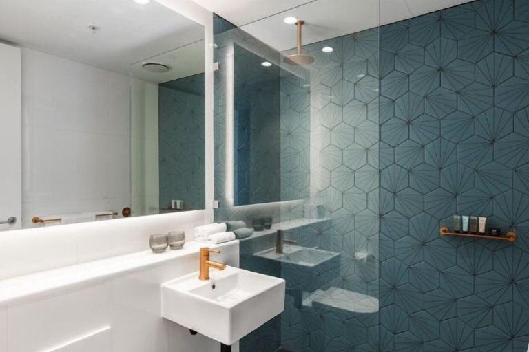 Bathroom 28