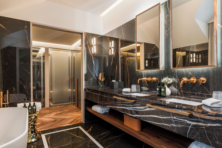 Bathroom 30