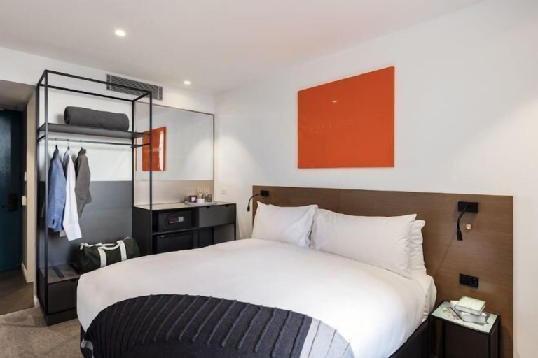 Bedroom 26