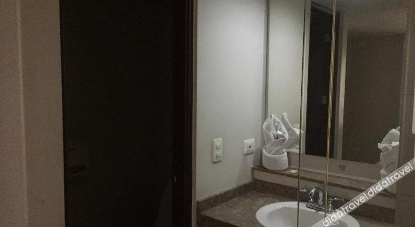 Bathroom 3, Hotel via 45 Centro, Medellín