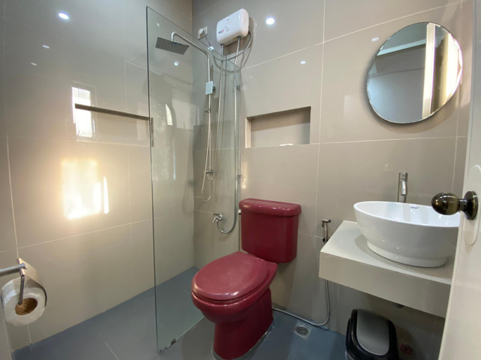 Bathroom 3, Stone house Hotel Quezon City, Quezon City