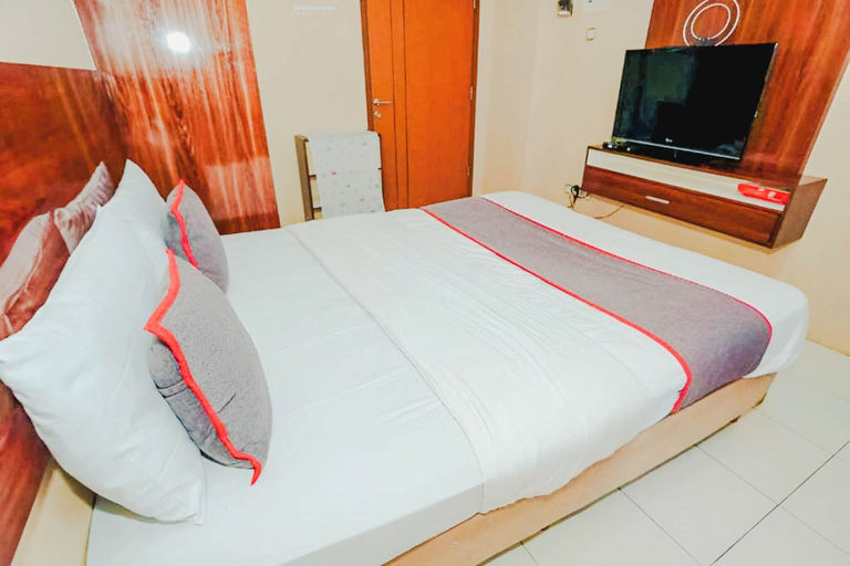 Bedroom 8