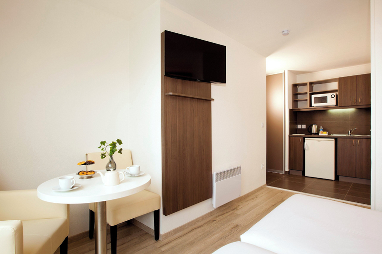 Bedroom 4, Séjours & Affaires Montreuil Saint Mandé, Seine-Saint-Denis