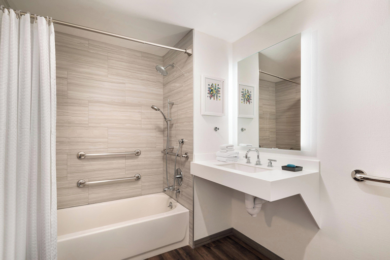 Bathroom 4, Aloft by Marriott Mountain View, Santa Clara
