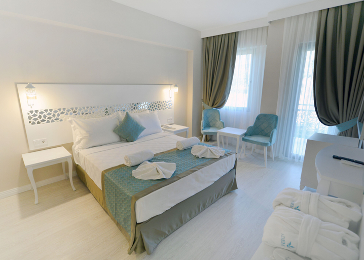 Bedroom 4, Adempira Termal & Spa Hotel, Akköy