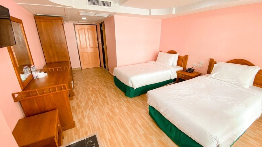 Bedroom 3, A.A. Pattaya Golden Beach Hotel, Pattaya