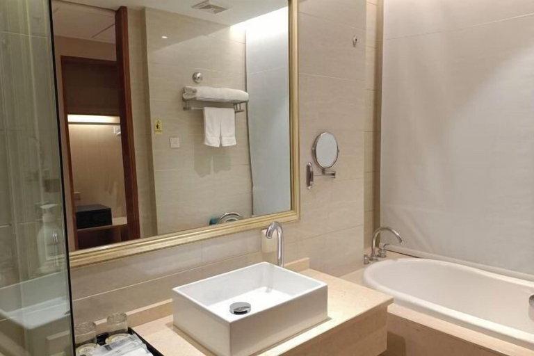 Bathroom 4, Xiangsihu International Hotel, Nanning