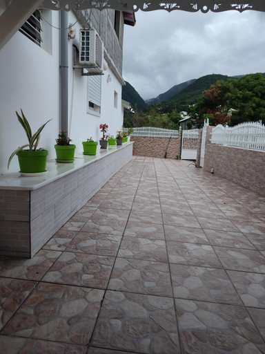 Others 2, Villa bebelos, Pointe-Noire