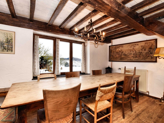 Food & Drinks, Spacious Stay, Tenneville, Luxembourg