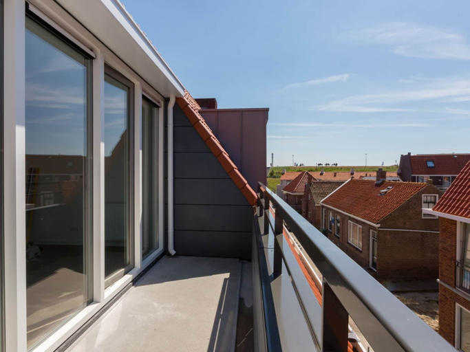Balcony 3, Lush Apartment in Zoutelande Near Beach, Veere