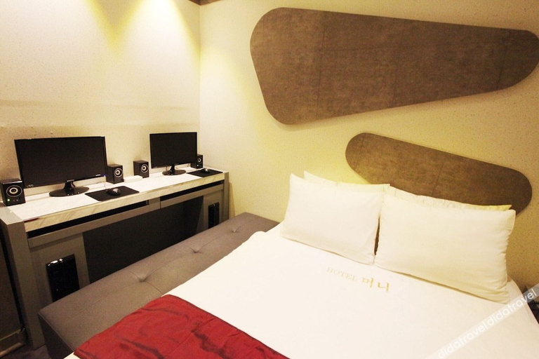 Bedroom 2, Jamsil Money, Songpa