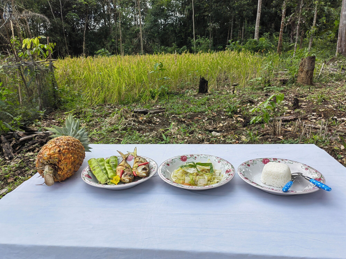 Food & Drinks 5, Rumah Lakau, Ketapang