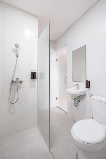 Bathroom 17