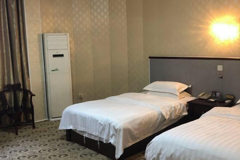 Bedroom 3, Long Yin Tang Hotel, Zhengzhou