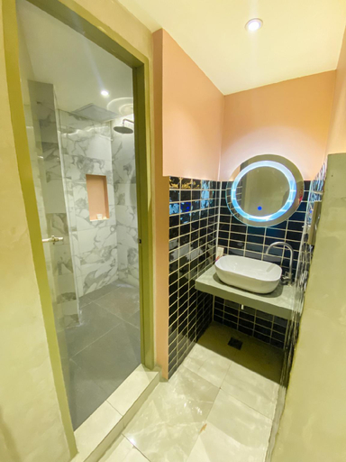 Bathroom 7