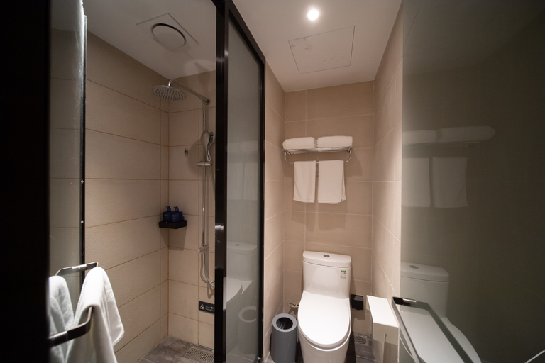 Bathroom 4, Hanting Hotel Weifang Shouguang Zhengyang Road, Weifang