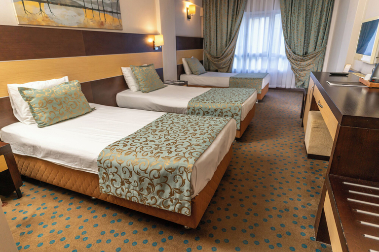Bedroom 3, Mgs Hotel, Bornova