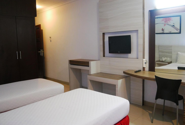Bedroom 8