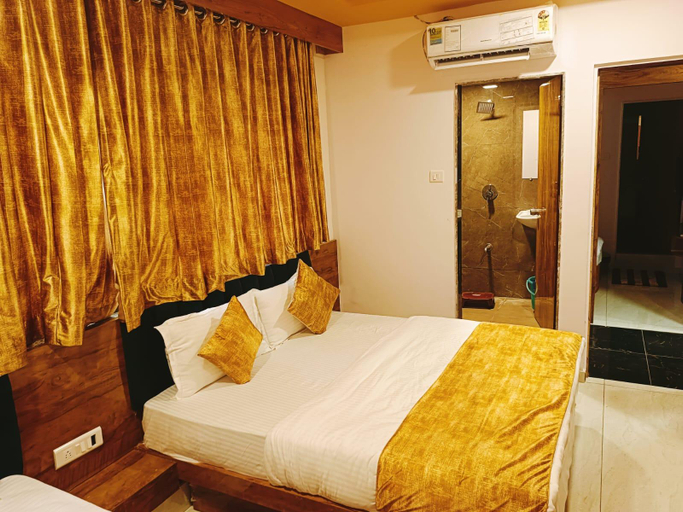 Others 5, Hotel Maan Palace, Vadodara