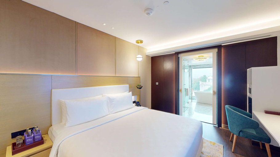 Bedroom 16