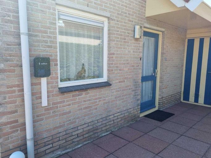 Others 2, Eco Retreat by the Sea, Sluis