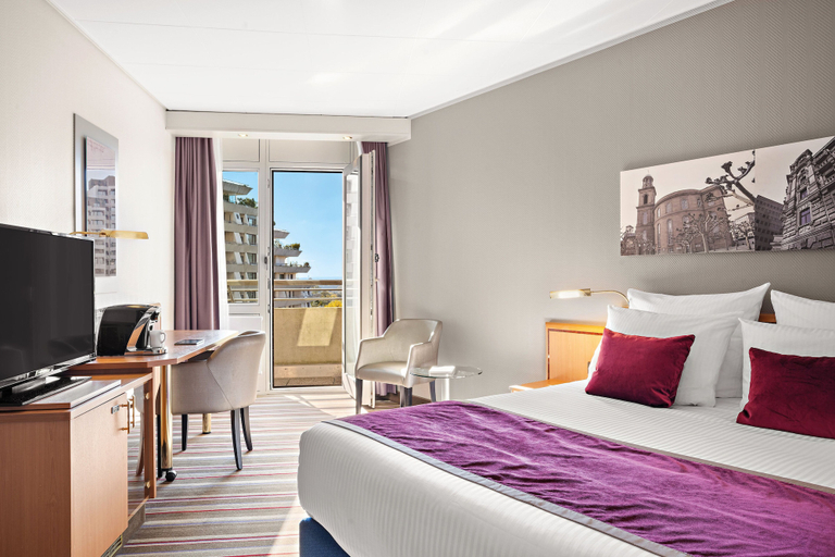 Bedroom 3, Leonardo Royal Hotel Frankfurt, Frankfurt am Main