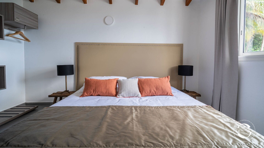 Bedroom 3, Le Gaetana hôtel, Sainte-Rose