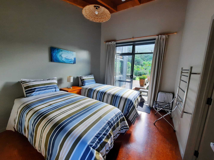 Bedroom 5, Piha Beachstay - Hostel, Waitakere