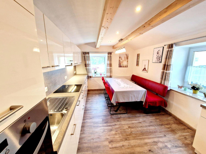 Beautiful apartment near W rthersee, Klagenfurt Land