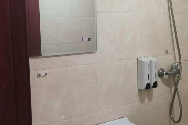 Bathroom 4, Minfeng Hotel, Wenzhou