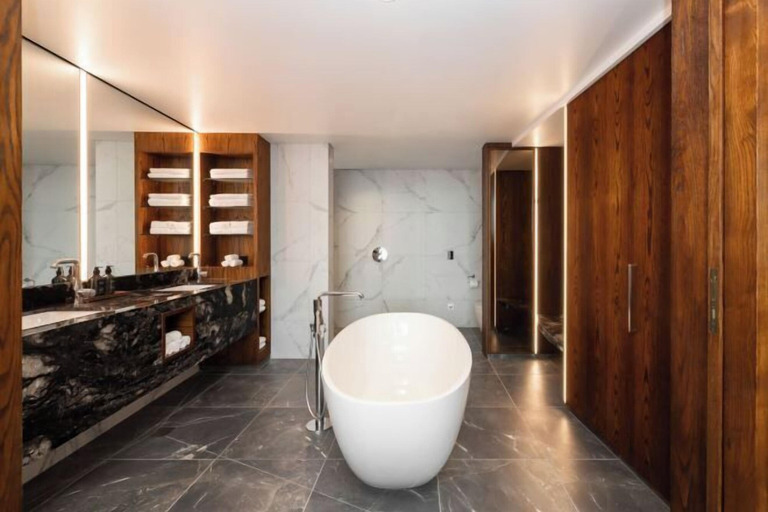 Bathroom 21