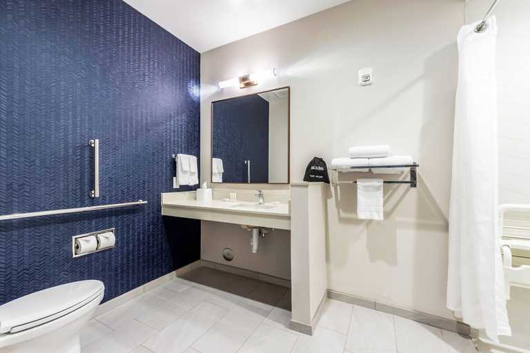 Bathroom 4, Fairfield Inn & Suites by Marriott Dallas Plano/Frisco, Collin