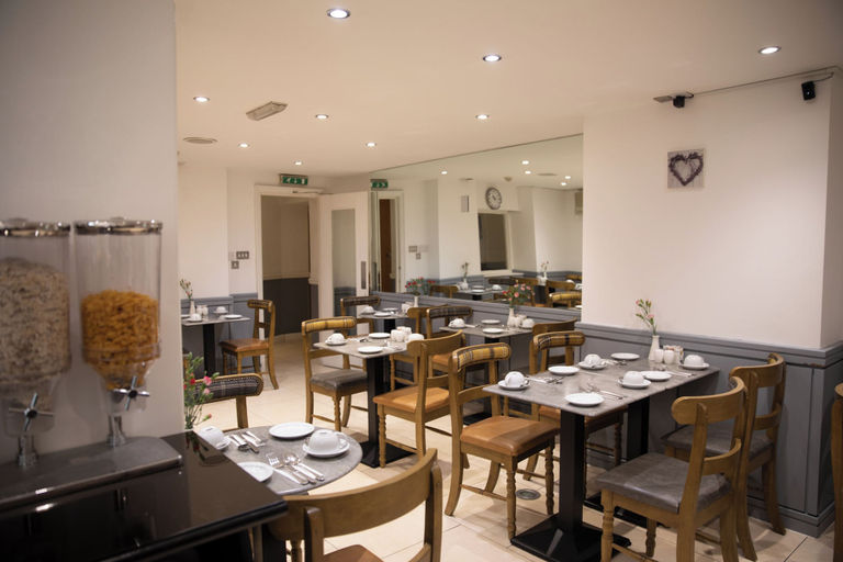 Food & Drinks 5, Duke of Leinster, London